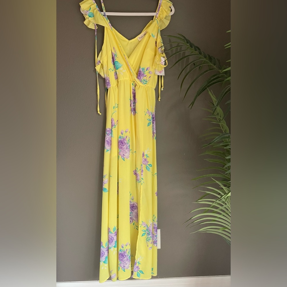 Yellow Floral Flutter-Sleeve Spring Maxi Dress | Pink Lily | [NWT]